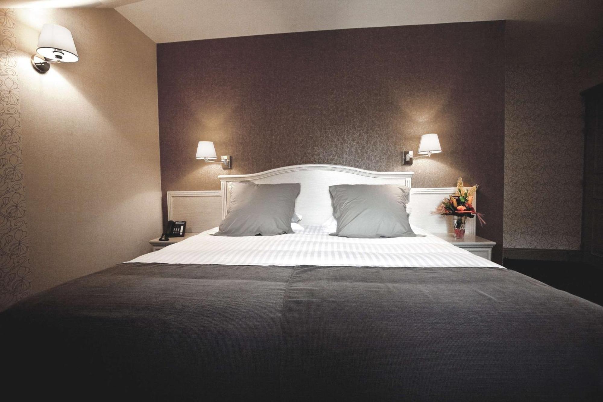 Best Western Le Duguesclin Hotel-Restaurant Saint-Brieuc Buitenkant foto